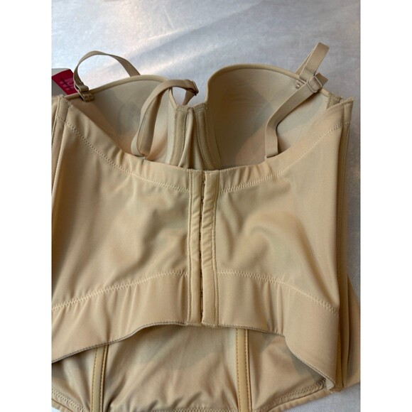 Waist trainer wired adjustable strap low back bra - Picture 6 of 7